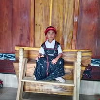 Laki-laki Bajawa: Bermahkota tetapi Tanpa Takhta